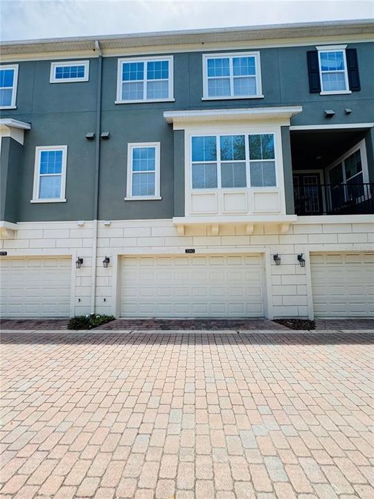 На продажу: $469,995 (4 спален, 3 ванн, 1759 Квадратных фут)
