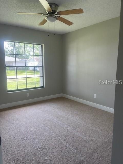 For Rent: $3,000 (4 beds, 2 baths, 1940 Square Feet)