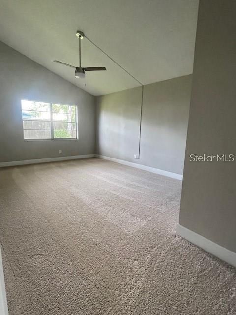 For Rent: $3,000 (4 beds, 2 baths, 1940 Square Feet)