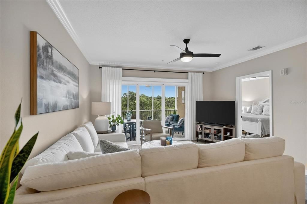 Activo con contrato: $399,000 (3 camas, 2 baños, 1377 Pies cuadrados)