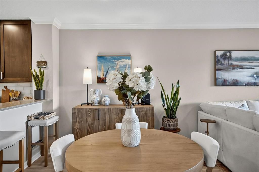Activo con contrato: $399,000 (3 camas, 2 baños, 1377 Pies cuadrados)