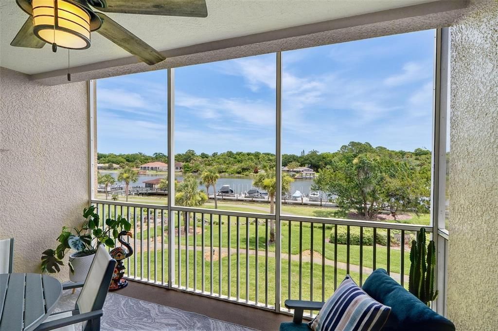 Activo con contrato: $399,000 (3 camas, 2 baños, 1377 Pies cuadrados)