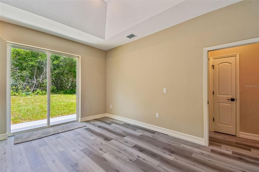 For Sale: $349,900 (3 beds, 2 baths, 1530 Square Feet)