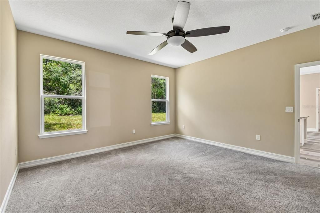 For Sale: $349,900 (3 beds, 2 baths, 1530 Square Feet)