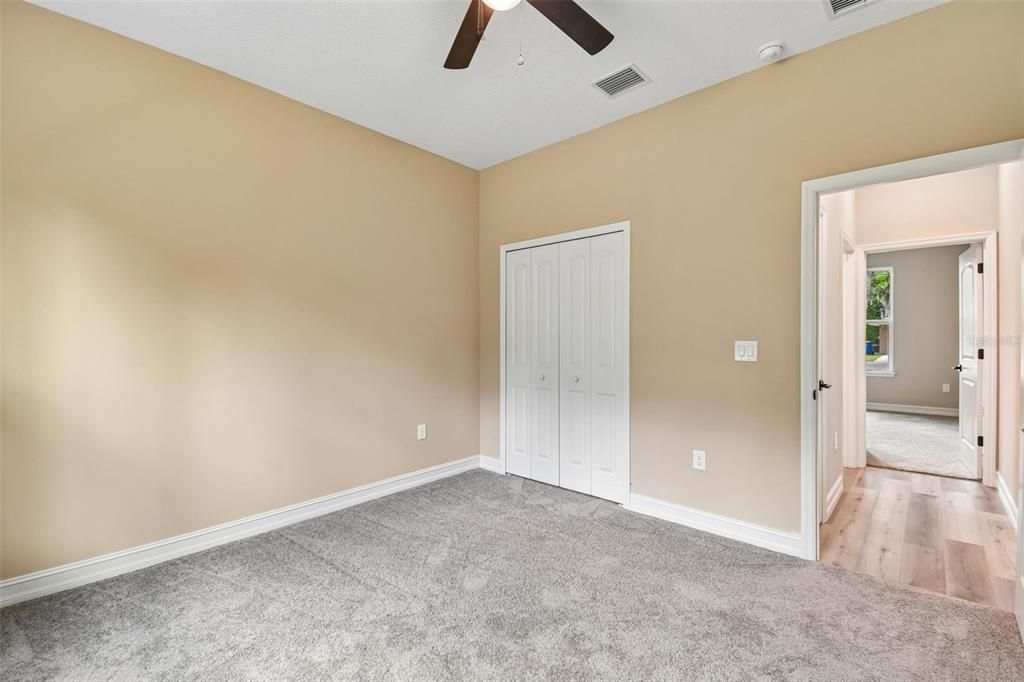 For Sale: $349,900 (3 beds, 2 baths, 1530 Square Feet)