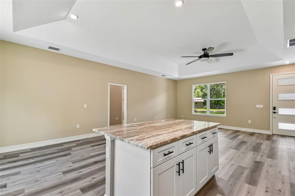 For Sale: $349,900 (3 beds, 2 baths, 1530 Square Feet)
