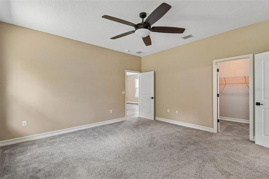 For Sale: $349,900 (3 beds, 2 baths, 1530 Square Feet)