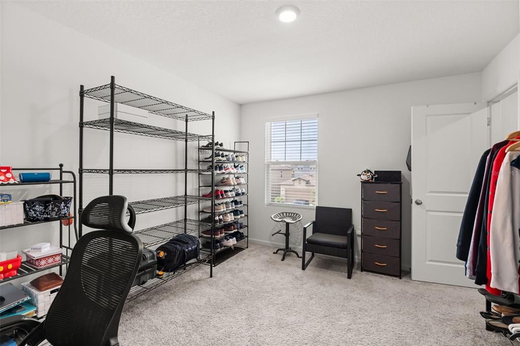 For Sale: $365,000 (3 beds, 2 baths, 1605 Square Feet)