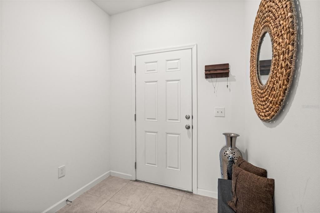 For Sale: $365,000 (3 beds, 2 baths, 1605 Square Feet)