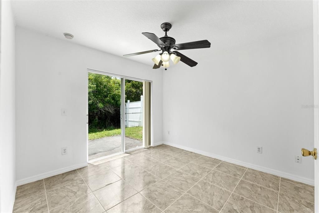 For Sale: $359,900 (4 beds, 2 baths, 1560 Square Feet)