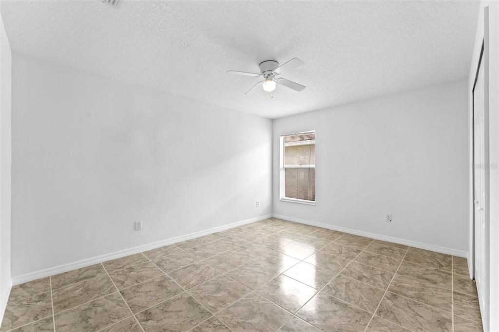 For Sale: $359,900 (4 beds, 2 baths, 1560 Square Feet)