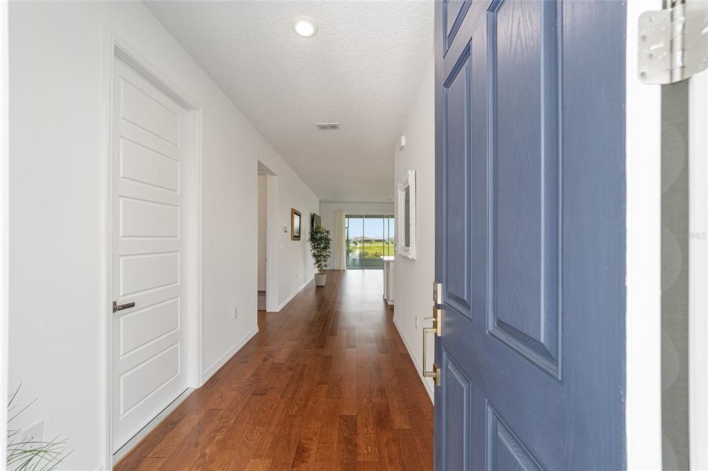 For Sale: $309,900 (2 beds, 2 baths, 1500 Square Feet)