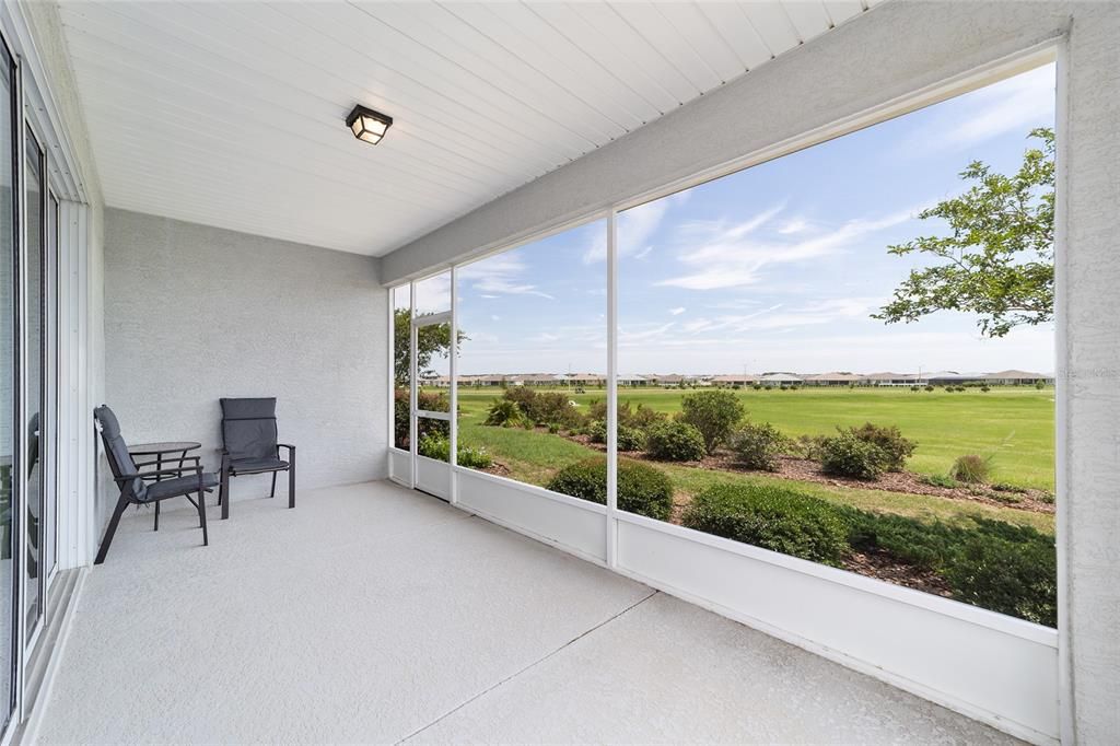 For Sale: $309,900 (2 beds, 2 baths, 1500 Square Feet)