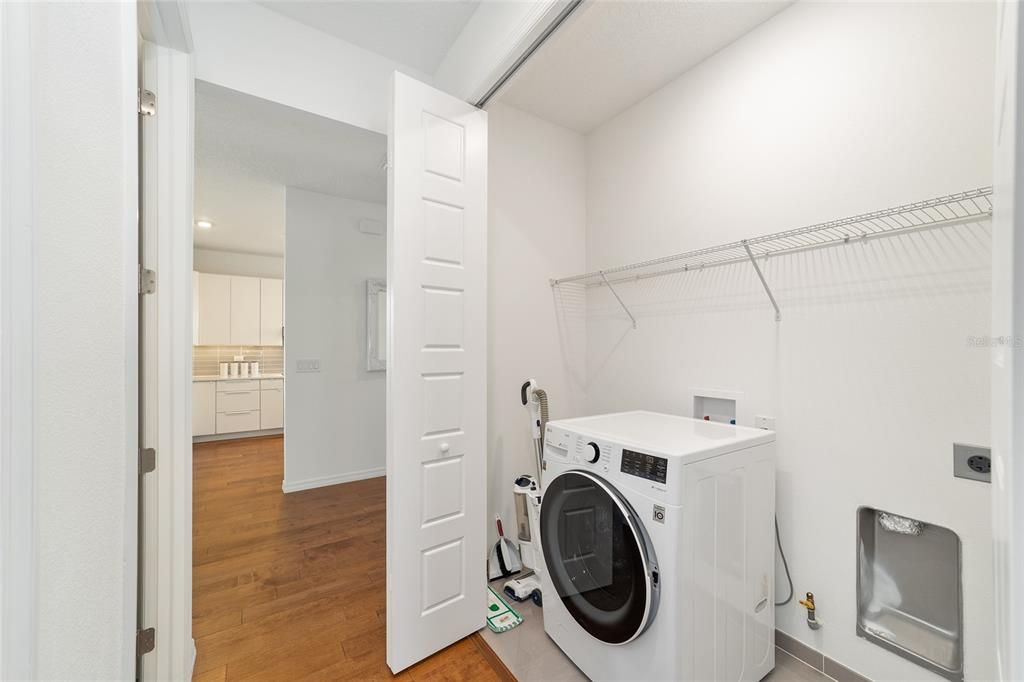 For Sale: $309,900 (2 beds, 2 baths, 1500 Square Feet)