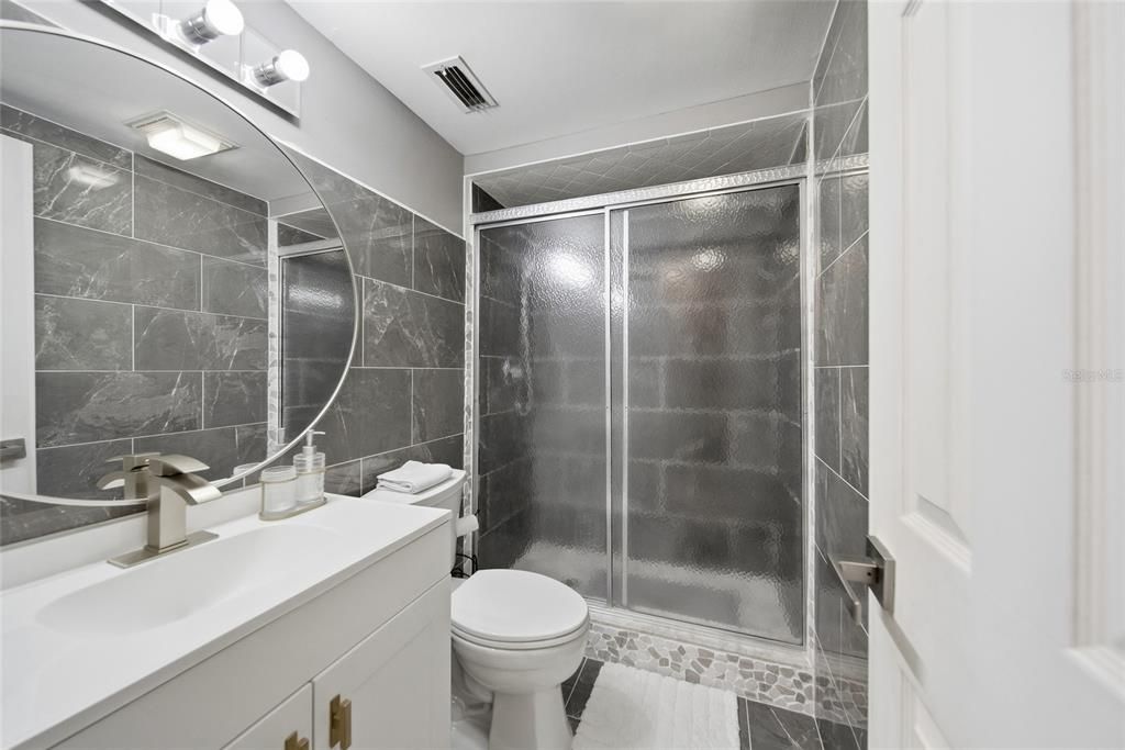 En Venta: $290,000 (2 camas, 2 baños, 1278 Pies cuadrados)