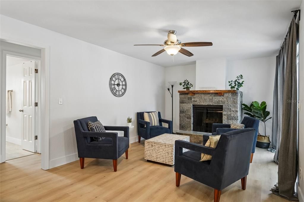 For Sale: $599,000 (3 beds, 2 baths, 1677 Square Feet)