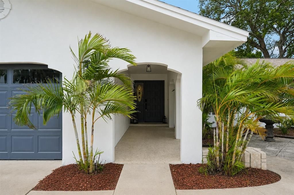 For Sale: $599,000 (3 beds, 2 baths, 1677 Square Feet)