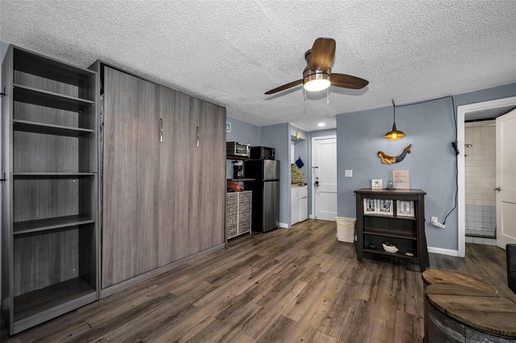 En Venta: $269,900 (0 camas, 1 baños, 260 Pies cuadrados)