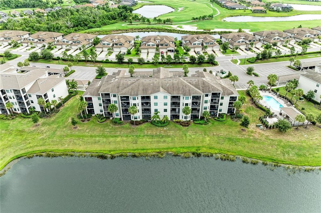 En Venta: $299,900 (2 camas, 2 baños, 1142 Pies cuadrados)