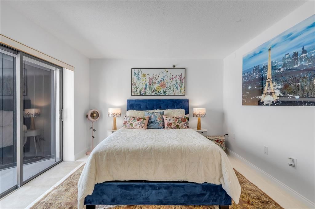 En Venta: $619,000 (2 camas, 2 baños, 1259 Pies cuadrados)