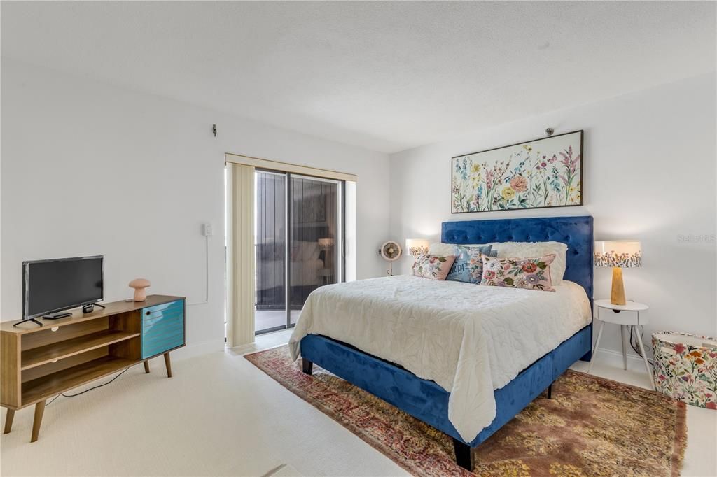 En Venta: $619,000 (2 camas, 2 baños, 1259 Pies cuadrados)