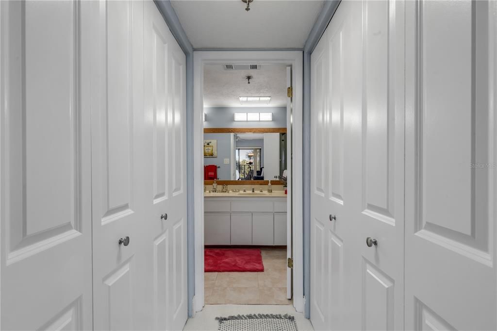 En Venta: $619,000 (2 camas, 2 baños, 1259 Pies cuadrados)
