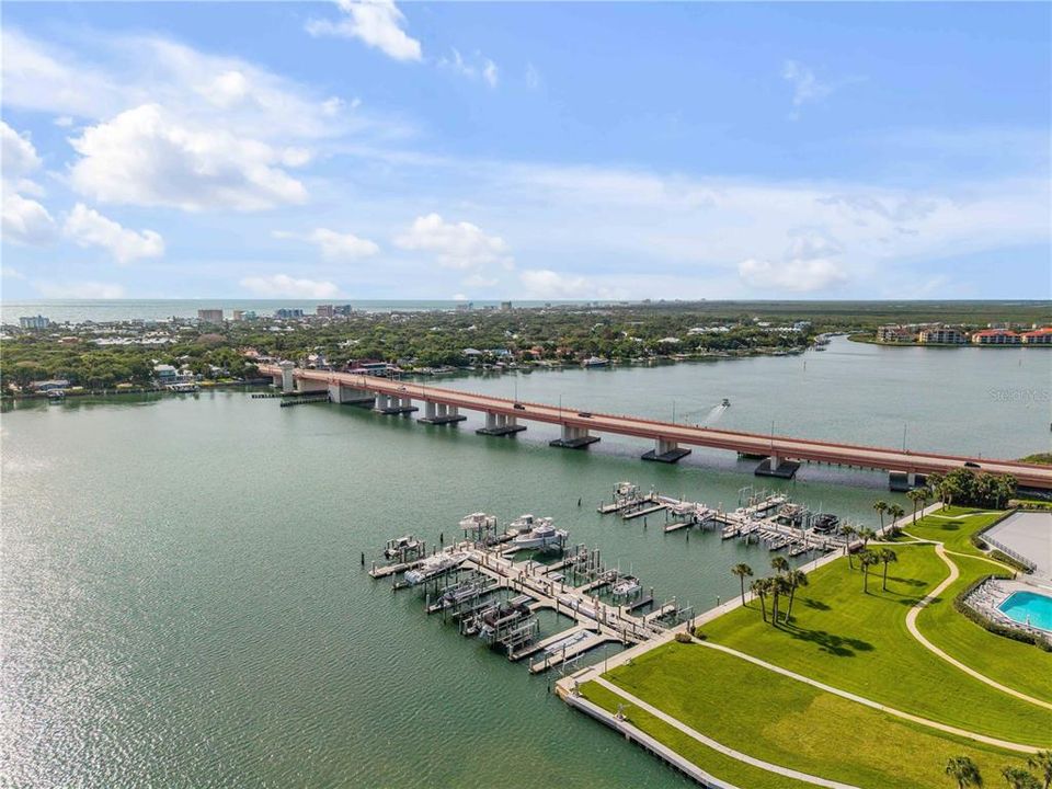 En Venta: $619,000 (2 camas, 2 baños, 1259 Pies cuadrados)