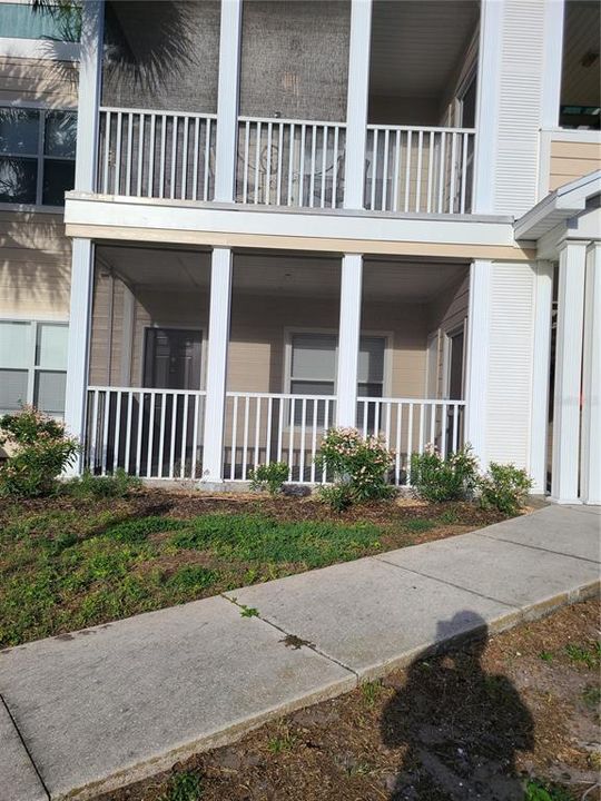 For Rent: $1,350 (1 beds, 1 baths, 794 Square Feet)