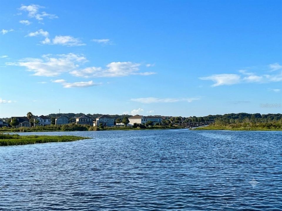For Sale: $299,900 (3 beds, 2 baths, 1575 Square Feet)