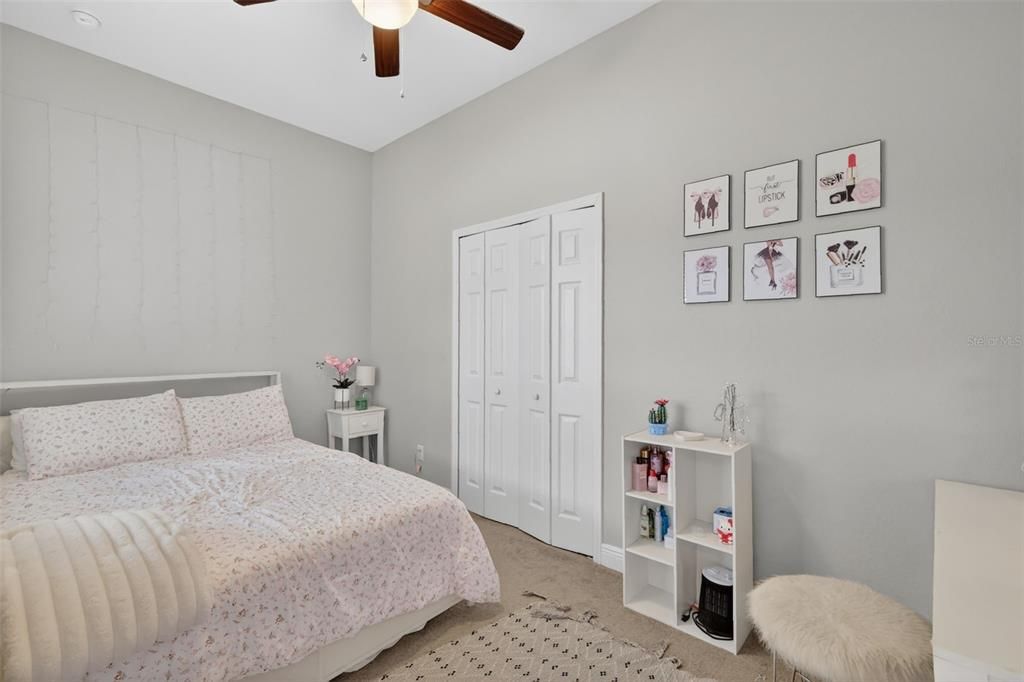 For Sale: $318,900 (3 beds, 2 baths, 1575 Square Feet)