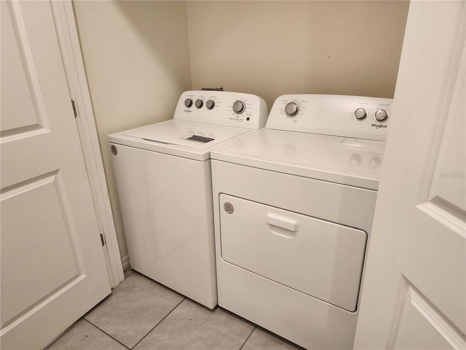 В аренду: $1,700 (4 спален, 2 ванн, 1498 Квадратных фут)