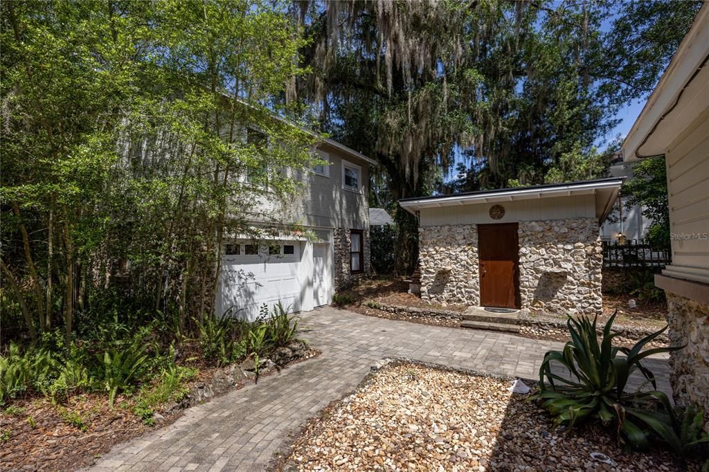 For Sale: $730,000 (4 beds, 3 baths, 2693 Square Feet)
