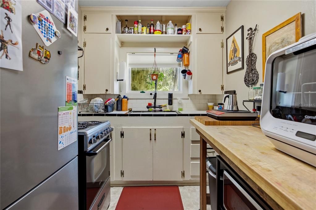 For Sale: $730,000 (4 beds, 3 baths, 2693 Square Feet)