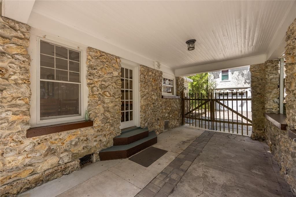 For Sale: $730,000 (4 beds, 3 baths, 2693 Square Feet)