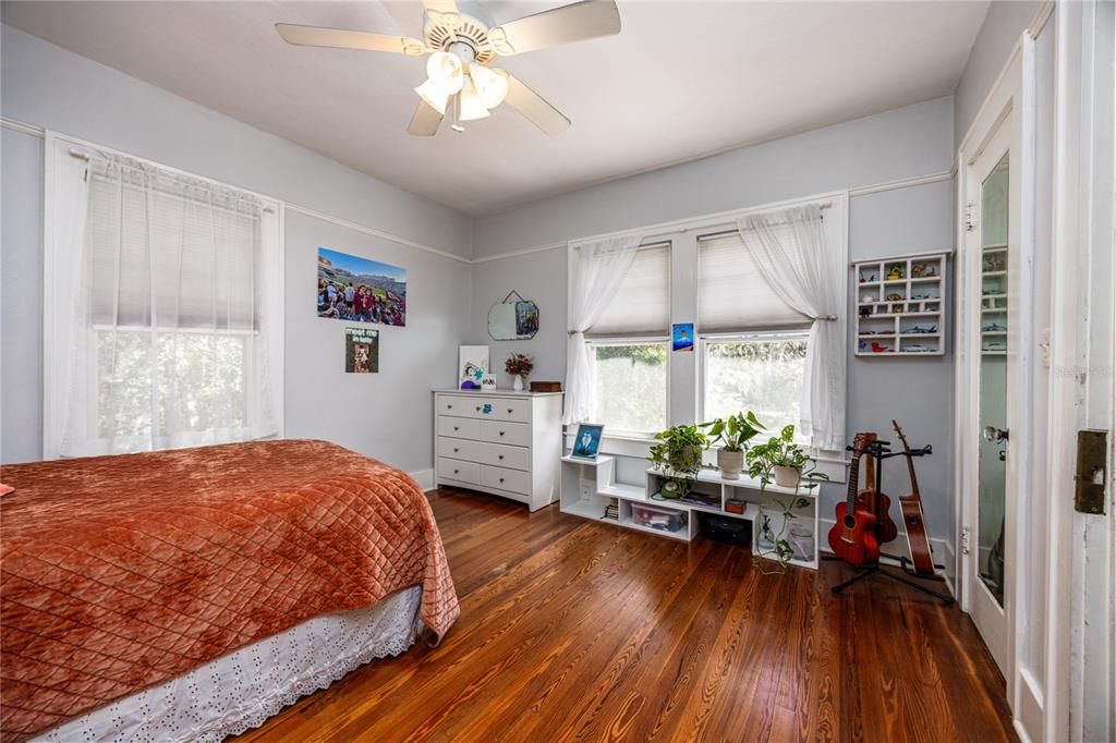 For Sale: $730,000 (4 beds, 3 baths, 2693 Square Feet)