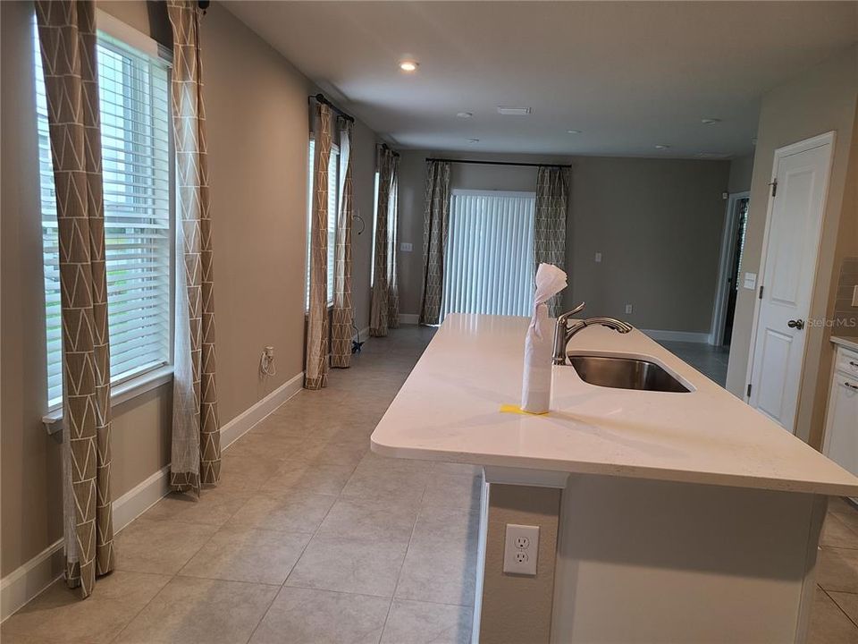 For Rent: $2,500 (3 beds, 2 baths, 1501 Square Feet)