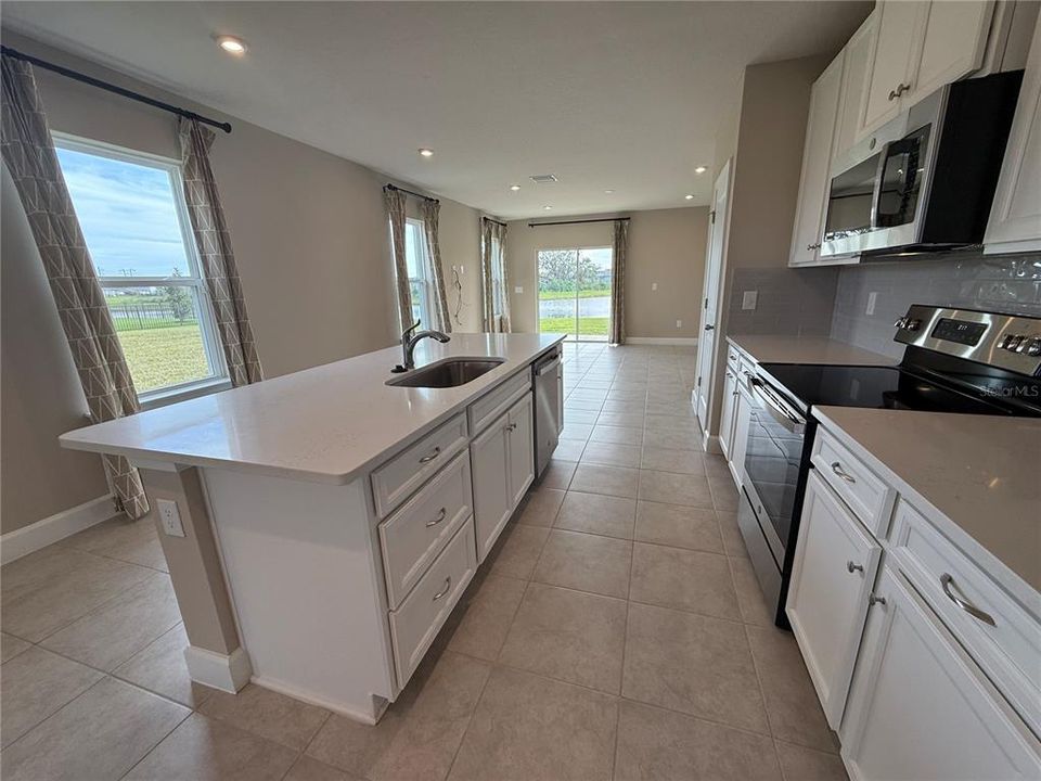 For Rent: $2,500 (3 beds, 2 baths, 1501 Square Feet)
