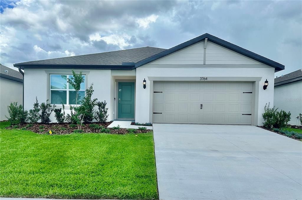 For Rent: $2,299 (4 beds, 2 baths, 1850 Square Feet)