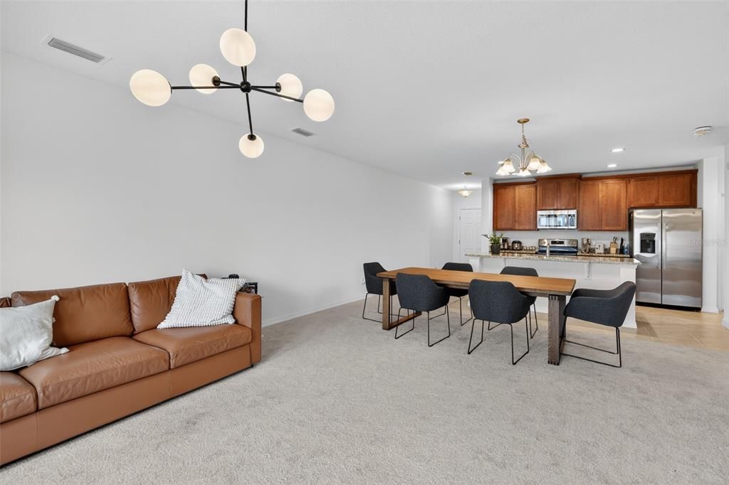 For Sale: $399,990 (4 beds, 2 baths, 1868 Square Feet)