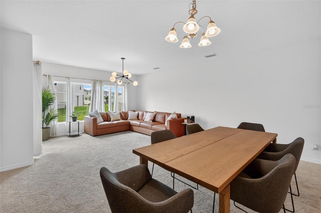 For Sale: $399,990 (4 beds, 2 baths, 1868 Square Feet)