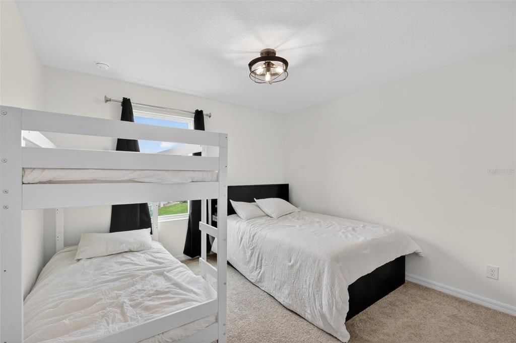 For Sale: $399,990 (4 beds, 2 baths, 1868 Square Feet)