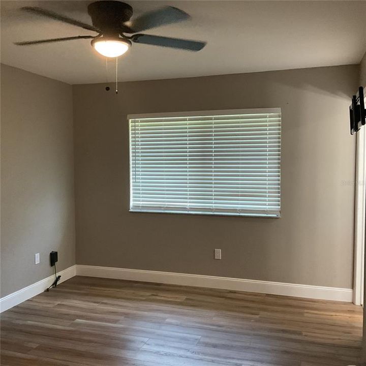 For Rent: $1,600 (3 beds, 2 baths, 1204 Square Feet)