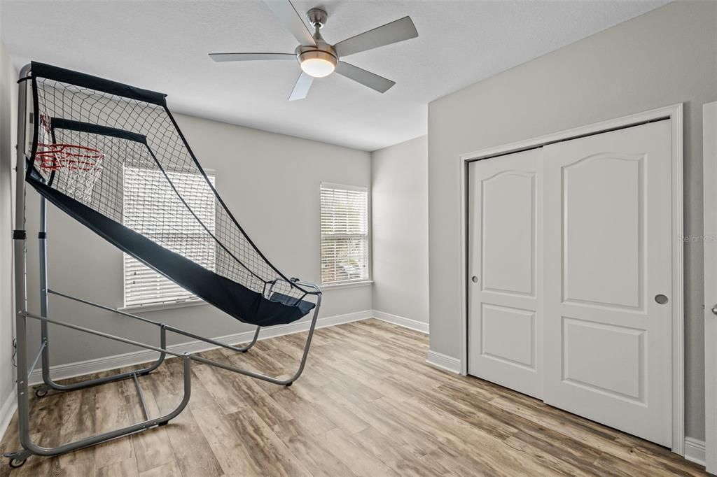 For Sale: $739,900 (4 beds, 2 baths, 2890 Square Feet)