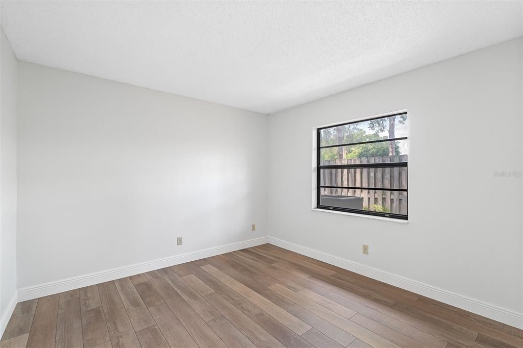For Rent: $2,990 (3 beds, 2 baths, 1810 Square Feet)