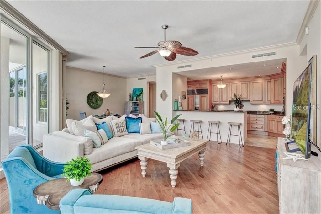For Sale: $2,400,000 (2 beds, 2 baths, 2019 Square Feet)