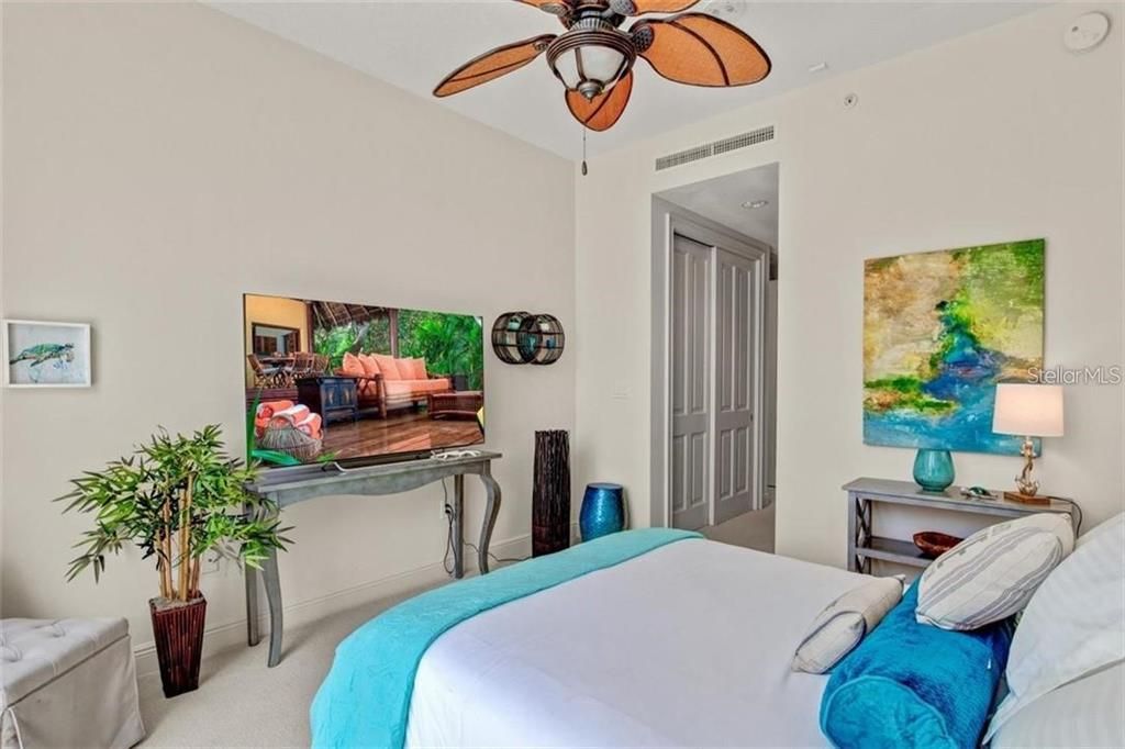 For Sale: $2,400,000 (2 beds, 2 baths, 2019 Square Feet)