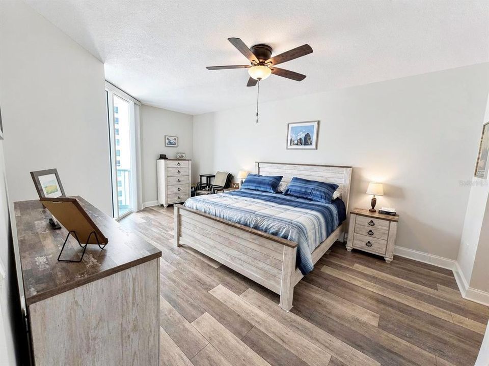 En Venta: $324,900 (2 camas, 2 baños, 1660 Pies cuadrados)