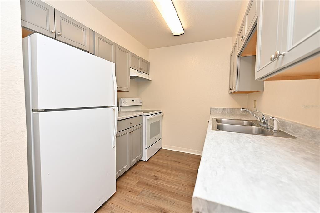 En Renta: $999 (1 camas, 1 baños, 1000 Pies cuadrados)