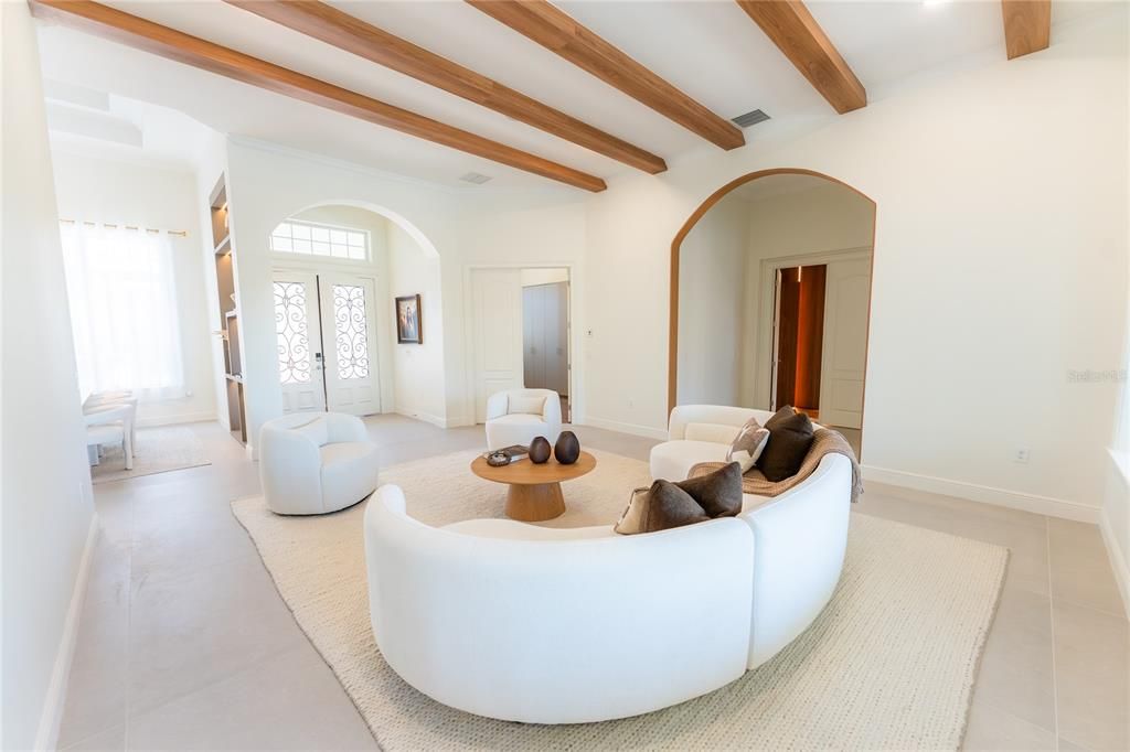 En Renta: $14,500 (6 camas, 5 baños, 4490 Pies cuadrados)