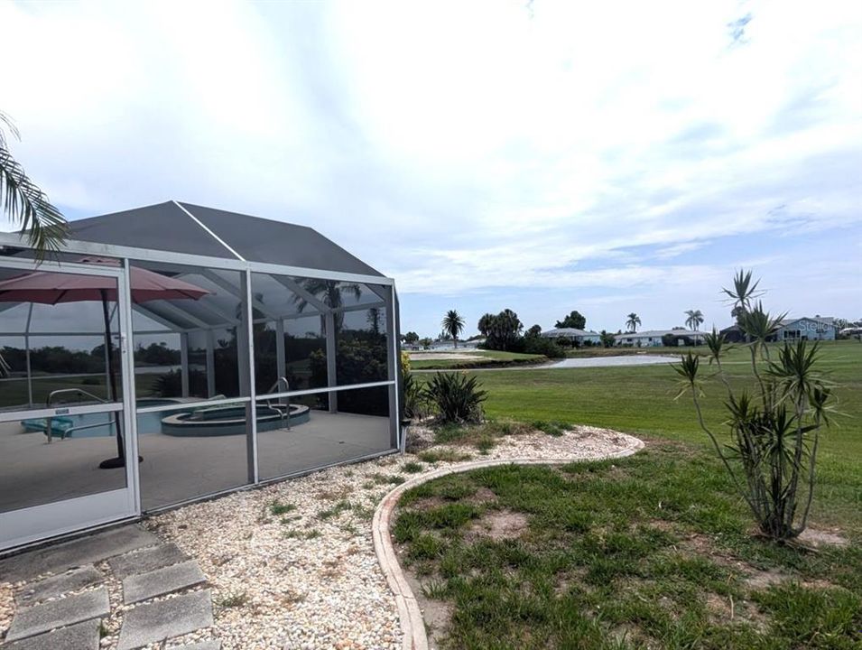 На продажу: $315,000 (3 спален, 2 ванн, 1687 Квадратных фут)
